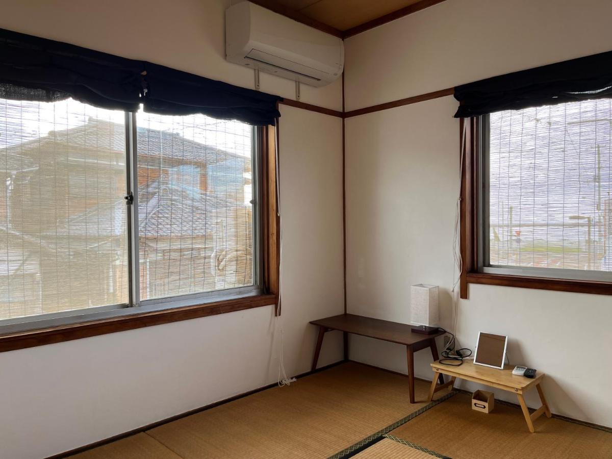 Guesthouse紫雲 Kanonji Exteriér fotografie